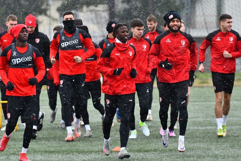 ŠUMADINCI U TURSKOJ Radnički puni baterije za proleće